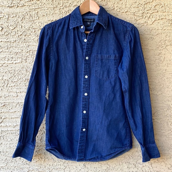 Banana Republic Tops - Banana Republic | Chambray Button Down Shirt